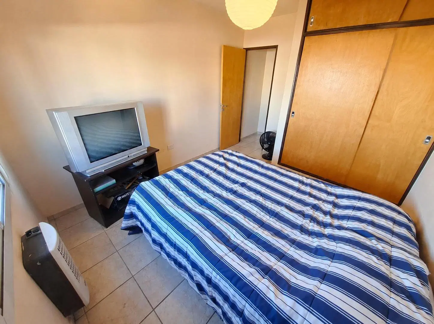 VENDO DEPARTAMENTO 1 DORMITO CON BALCON, AMUEBLADO, UBICACION EXTRATÉGICA, CON ESCRITURA 8