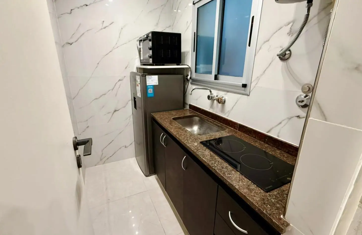 DEPARTAMENTO 2 AMBIENTES RECICLADO A NUEVO FRENTE A PLAZA MITRE 4