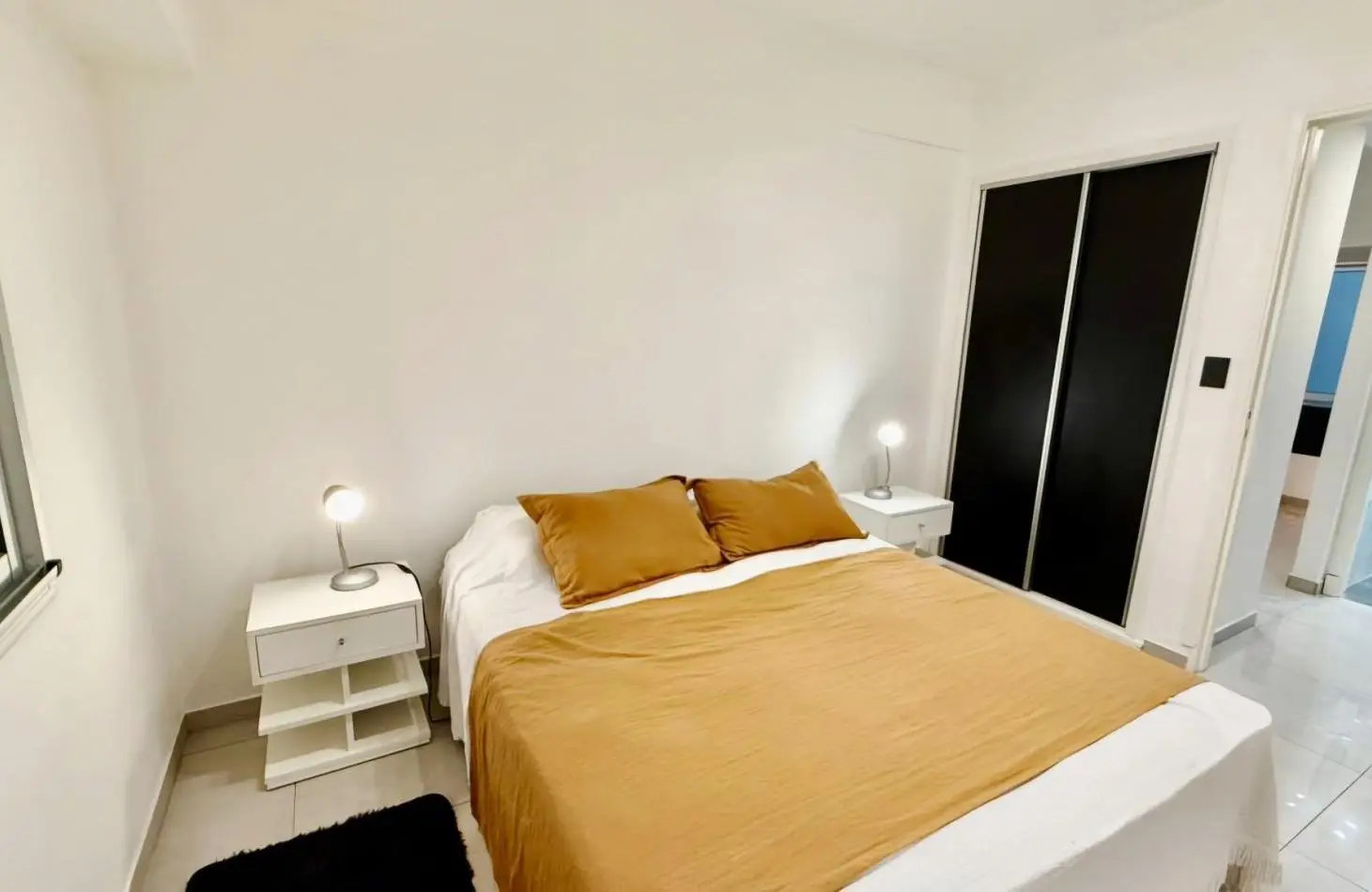 DEPARTAMENTO 2 AMBIENTES RECICLADO A NUEVO FRENTE A PLAZA MITRE 3