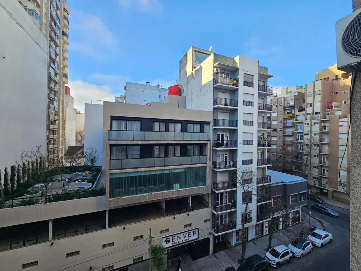 DEPARTAMENTO 1 AMBIENTES AL FRENTE EN VENTA 5