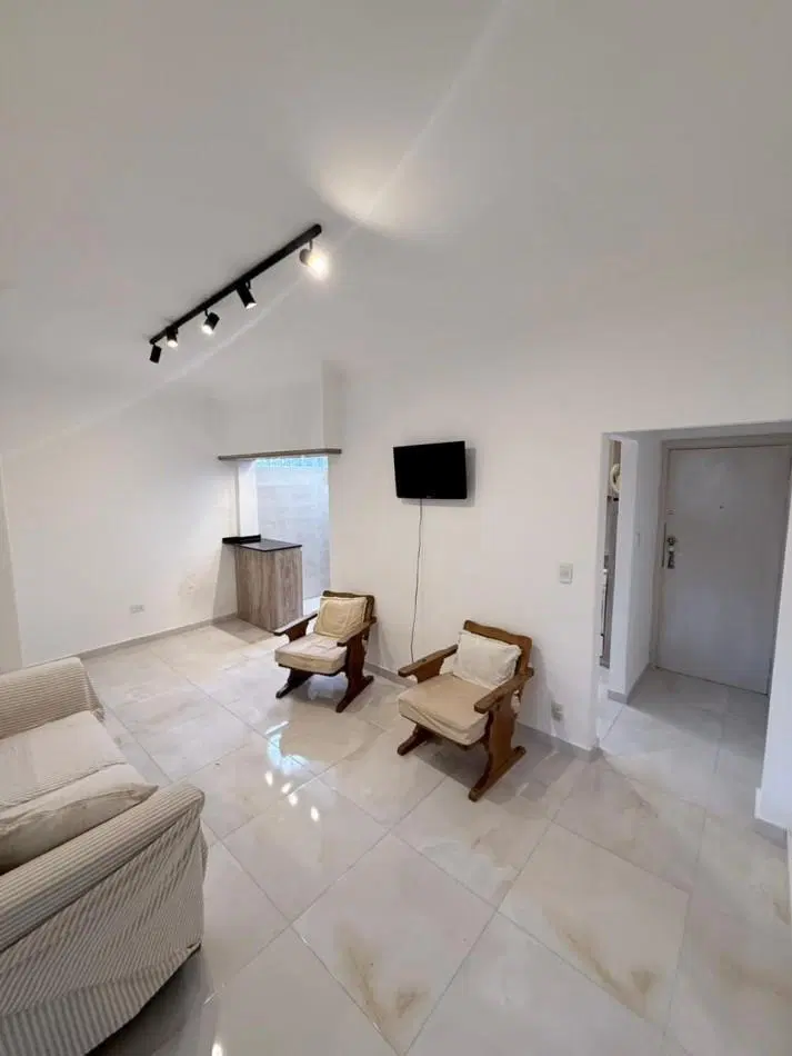 Departamento 2 ambientes con cochera en venta 4