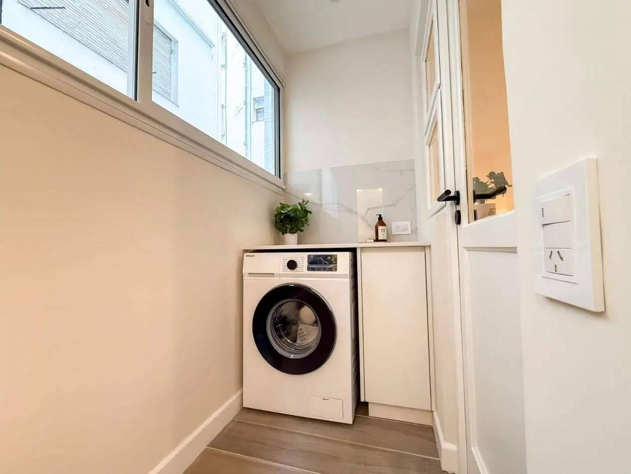 Departamento 2 ambientes con dependencia en venta 8