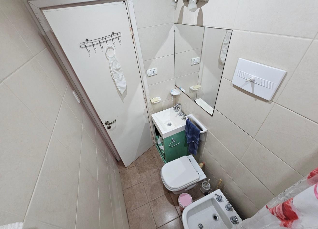 Foto de DEPARTAMENTO 3 AMBIENTES CON BALCON TERRAZA A LA CALLE EN VENTA, imagen 2