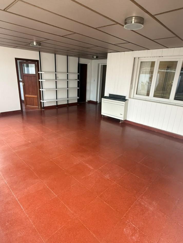 Foto de CHALET 4 AMBIENTES EN VENTA ZONA LOMAS DE STELLA MARIS, imagen 5