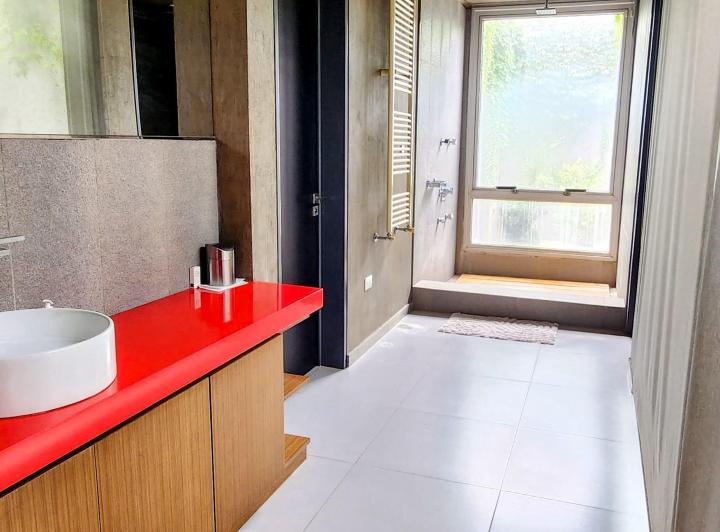 Red Luxery House 4