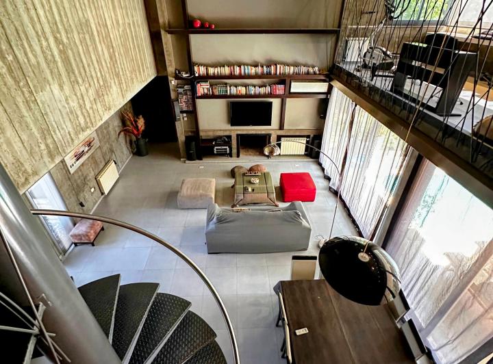 Red Luxery House 5
