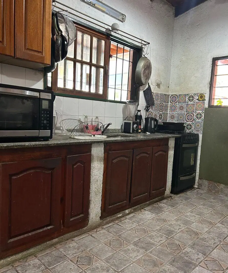 Casa de 4 dormitorios con pileta en Altos del Chateu 4