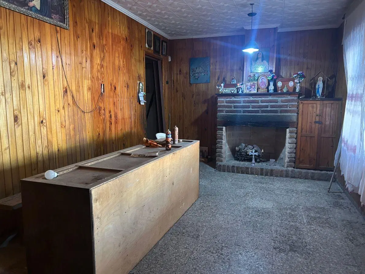 Casa de 300 m² con 3 dormitorios en venta en Alejandro Carbó. Zona Sur. 3