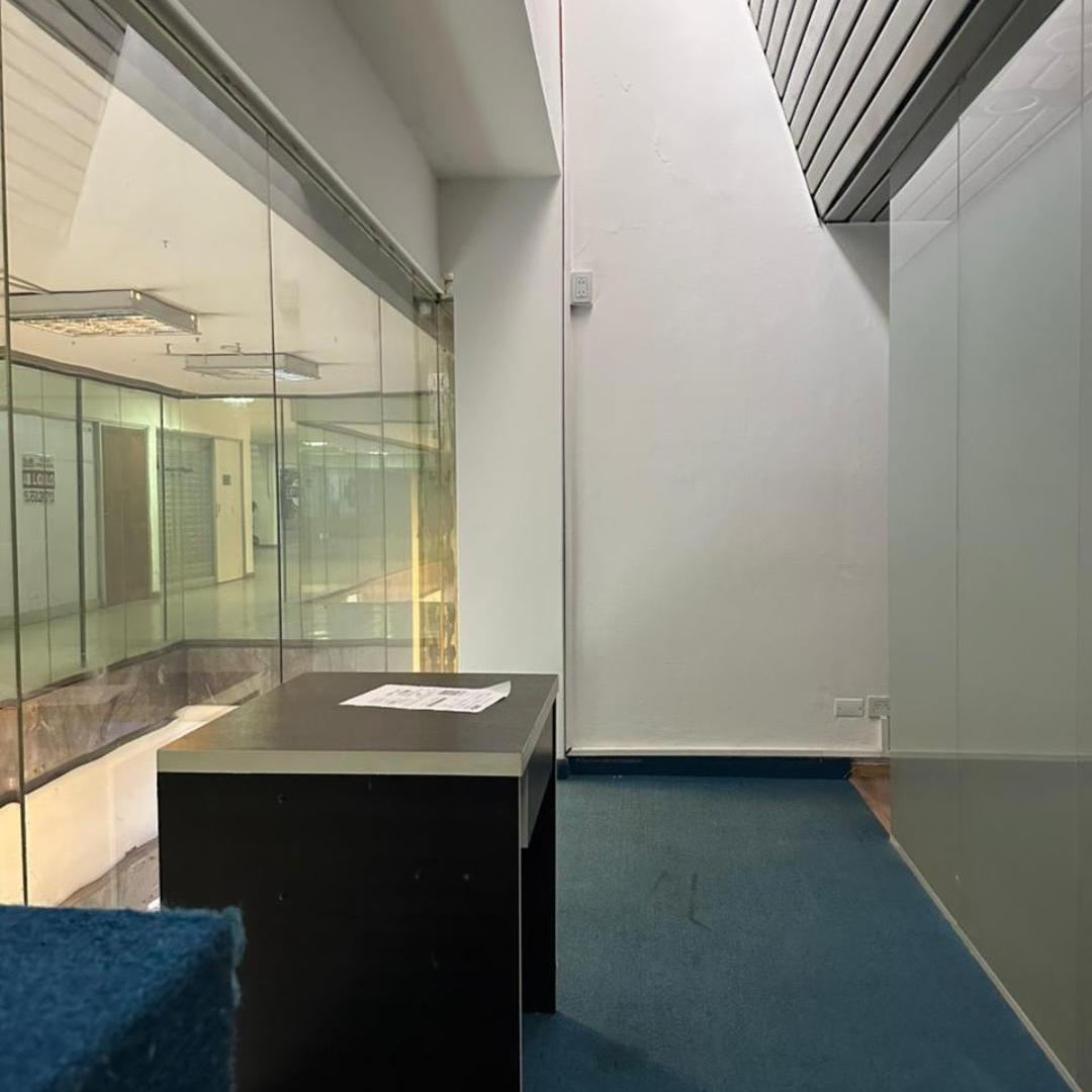 Foto de ALQUILA LOCAL COMERCIAL CON BAÑO PRIVADO, imagen 4
