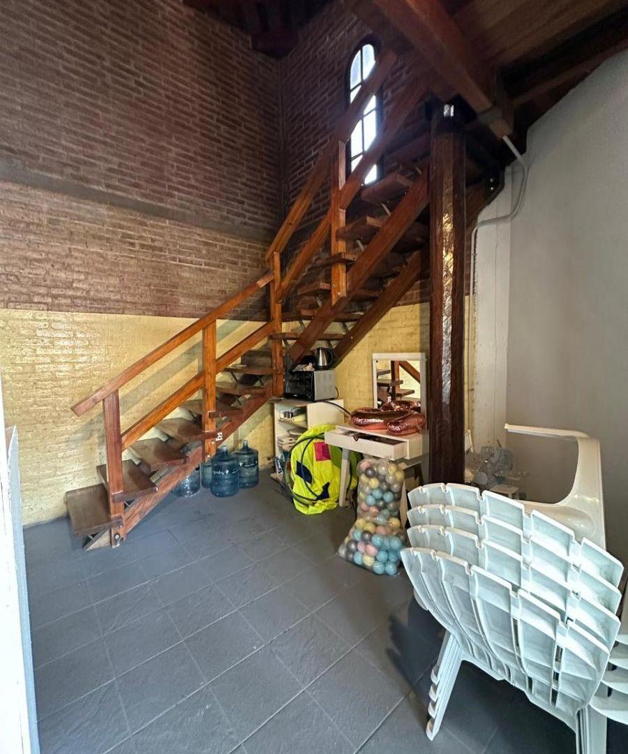 Foto de VENDE, CASA LOCAL, ESQUINA EN BARRIO LAS PALMAS, imagen 5