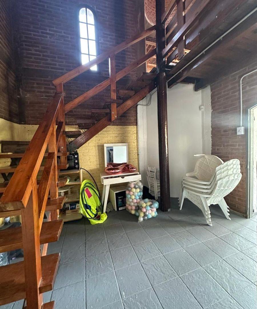 Foto de VENDE, CASA LOCAL, ESQUINA EN BARRIO LAS PALMAS, imagen 4