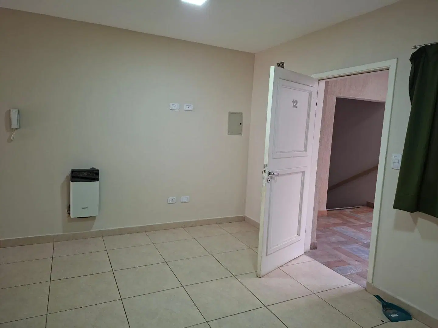 UBICADISIMO DEPARTAMENTO UN DORMITORIO. GUAYMALLEN 4