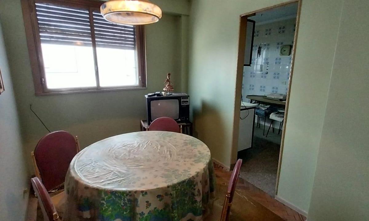 Departamento en Venta de 3 Dorm. en Flores 4