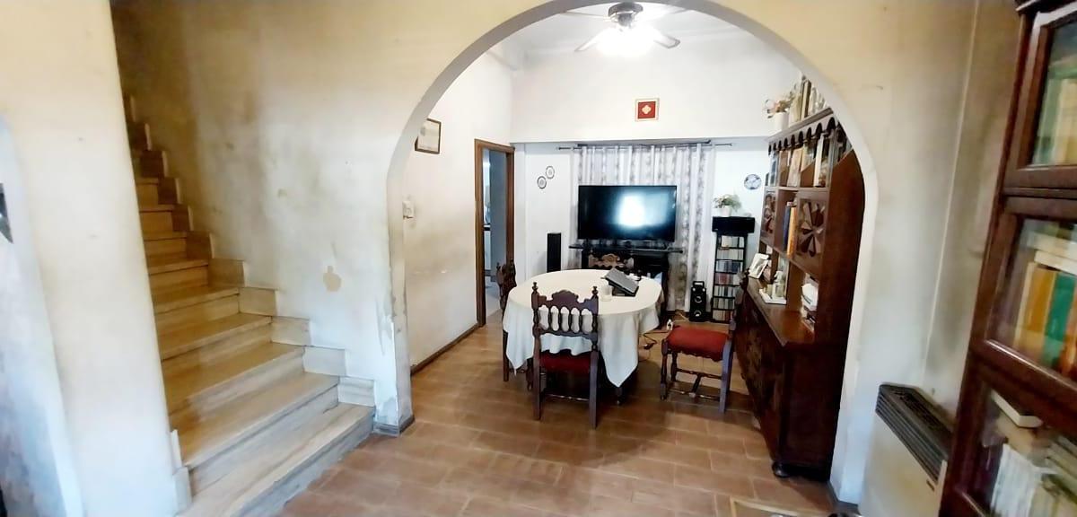 Casa en Venta de 5 Dorm. en Parque Patricios 1