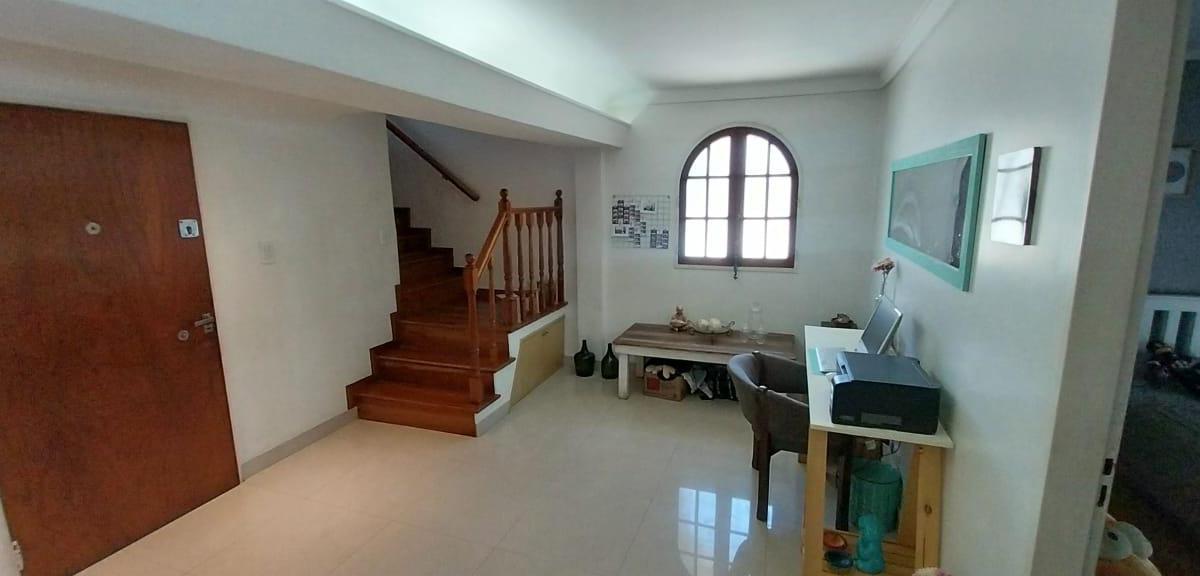 PH en Venta de 3 Dorm., Balcón y Terraza. Excelente Estado 4