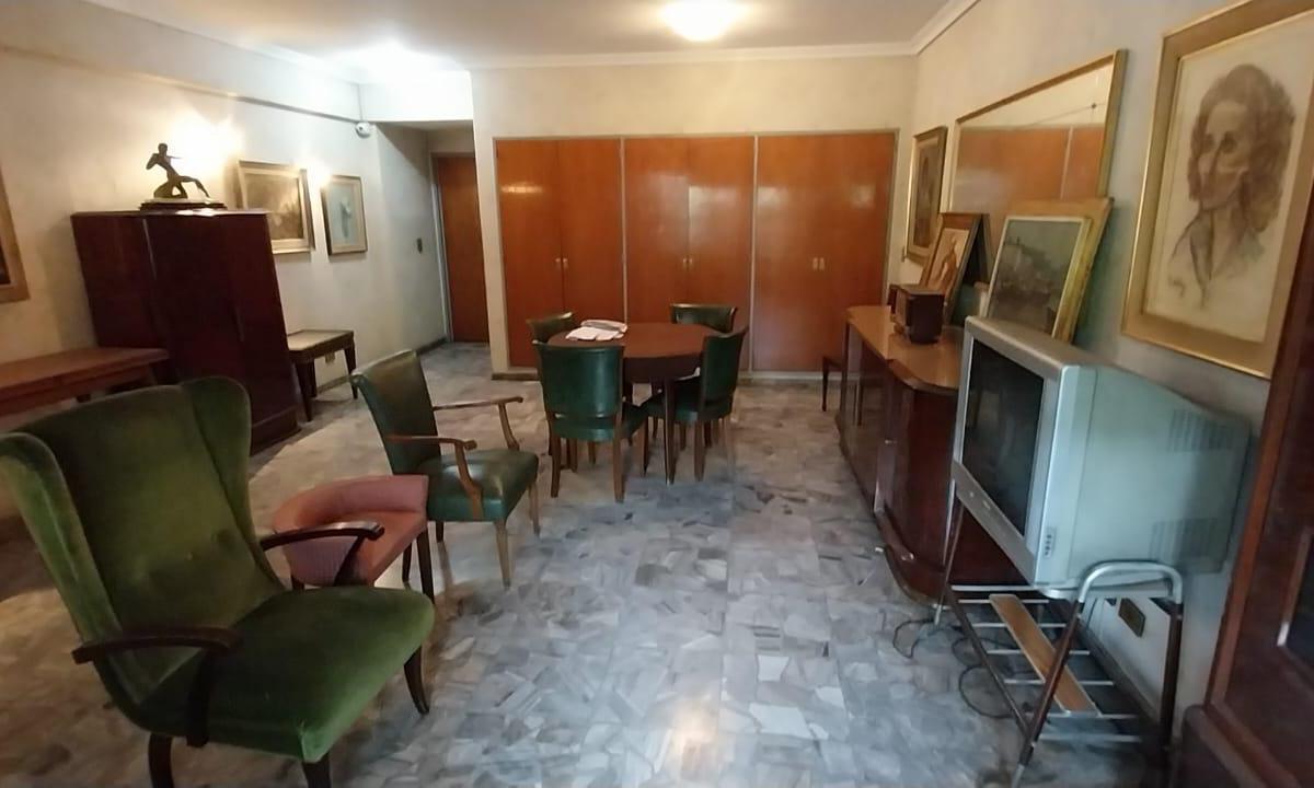 Casa en Venta de 5 Dorm., Balcón, Jardín, Cochera, en Parque Patricios 5