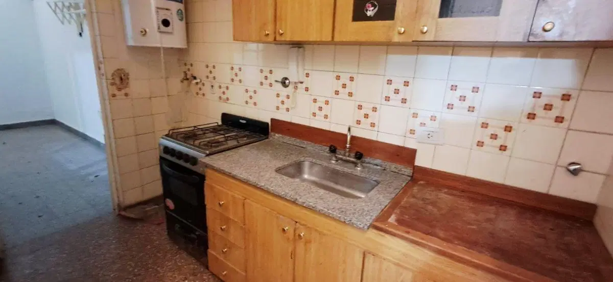 Departamento en venta 2 amb en Parque Patricios 4