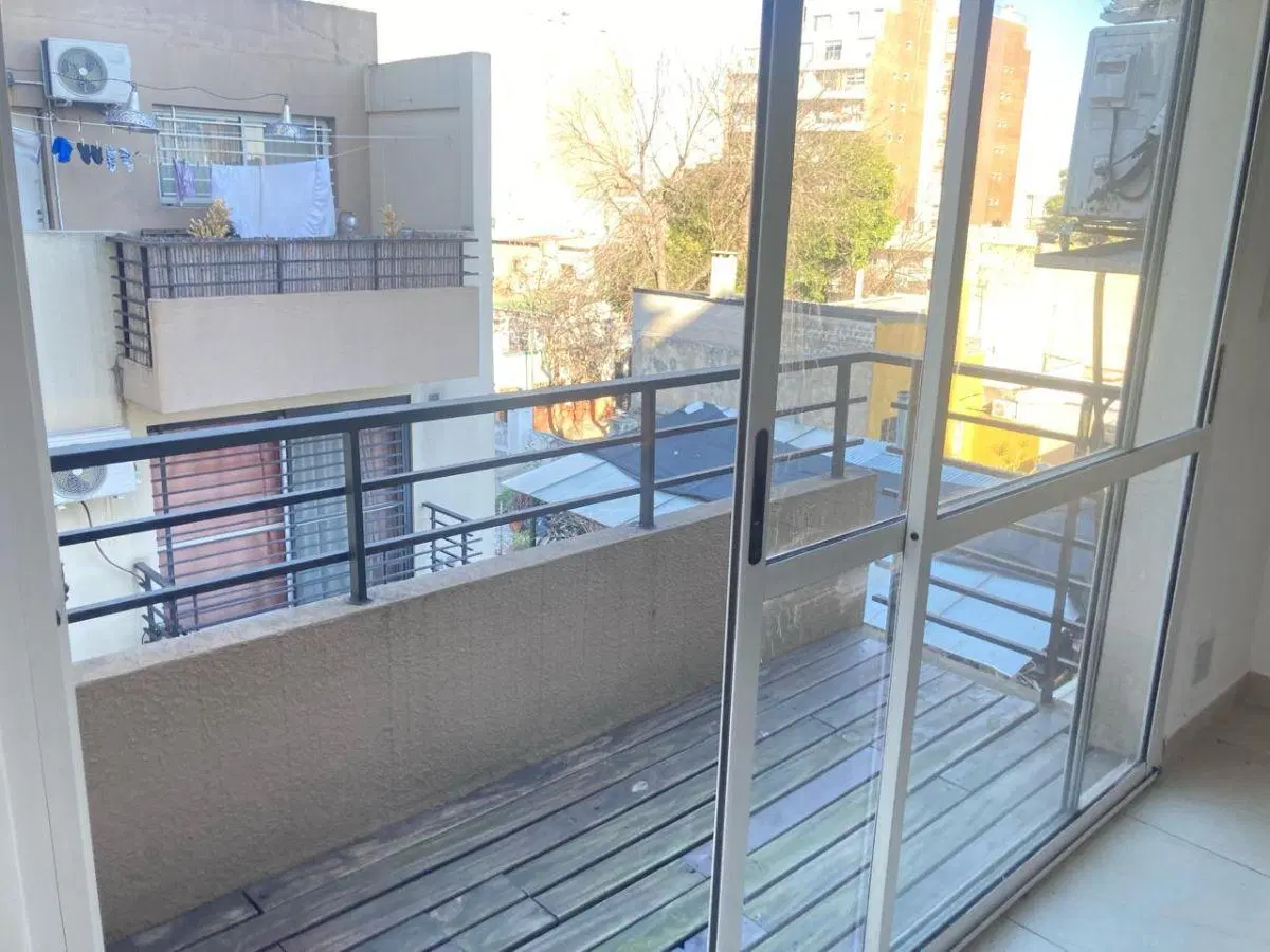 Alquiler 2 amb c/balcón en Parque Patricios 5