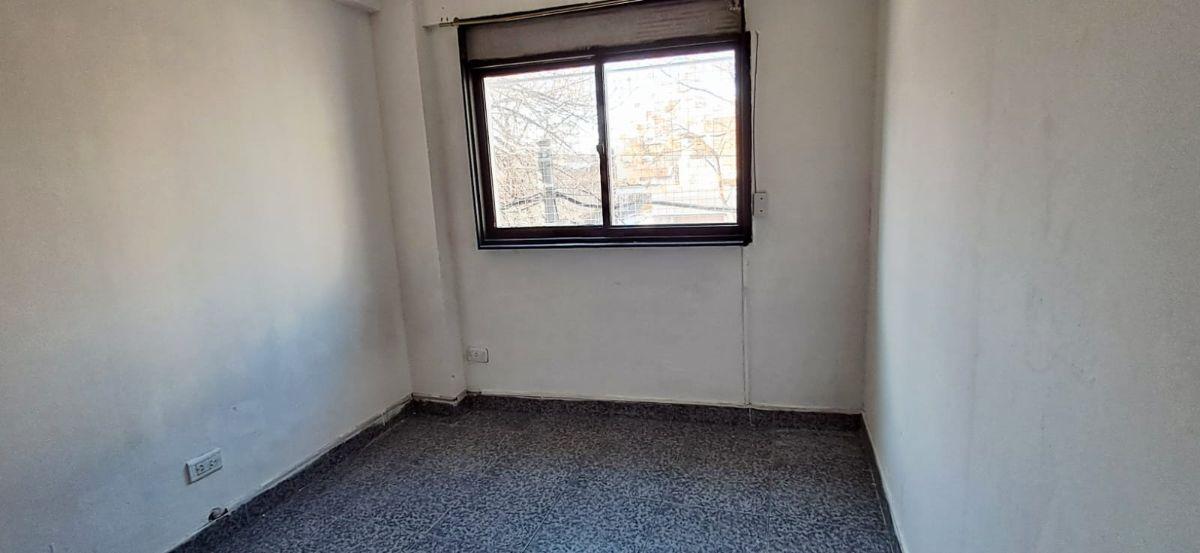 Foto de Departamento con 3 habitaciones en venta en Pompeya, imagen 3