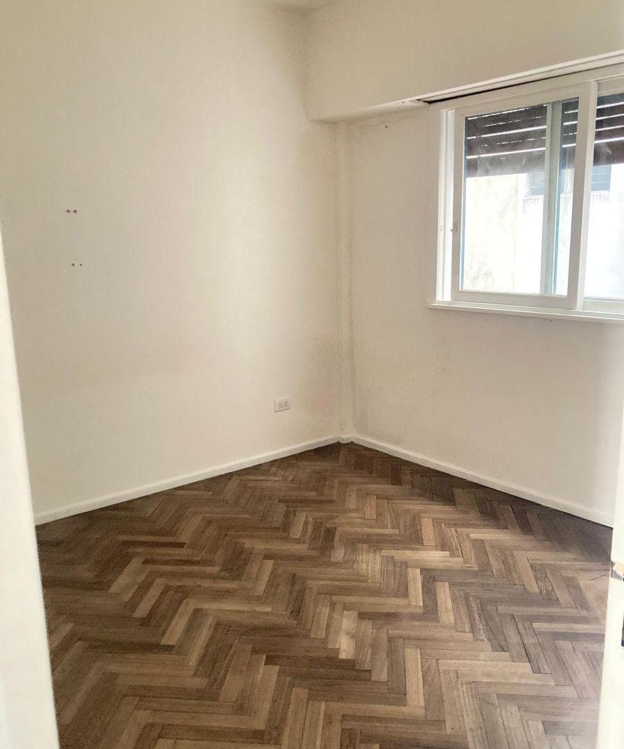 Foto de Alquiler Departamento de 2 AMB en Parque Patricios, imagen 2