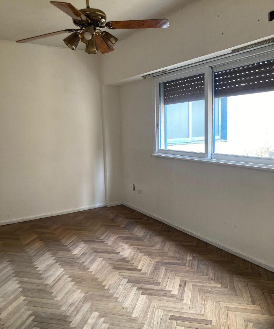 Foto de Alquiler Departamento de 2 AMB en Parque Patricios, imagen 1