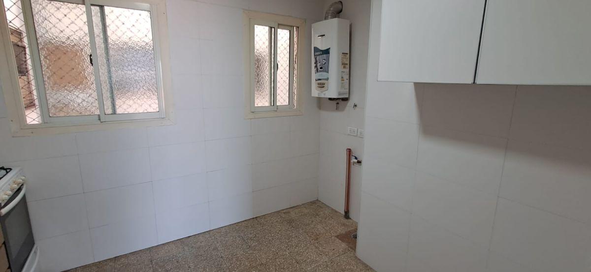 Foto de Venta depto. 3 amb. Balcón al frente. Excelente ubicación., imagen 3