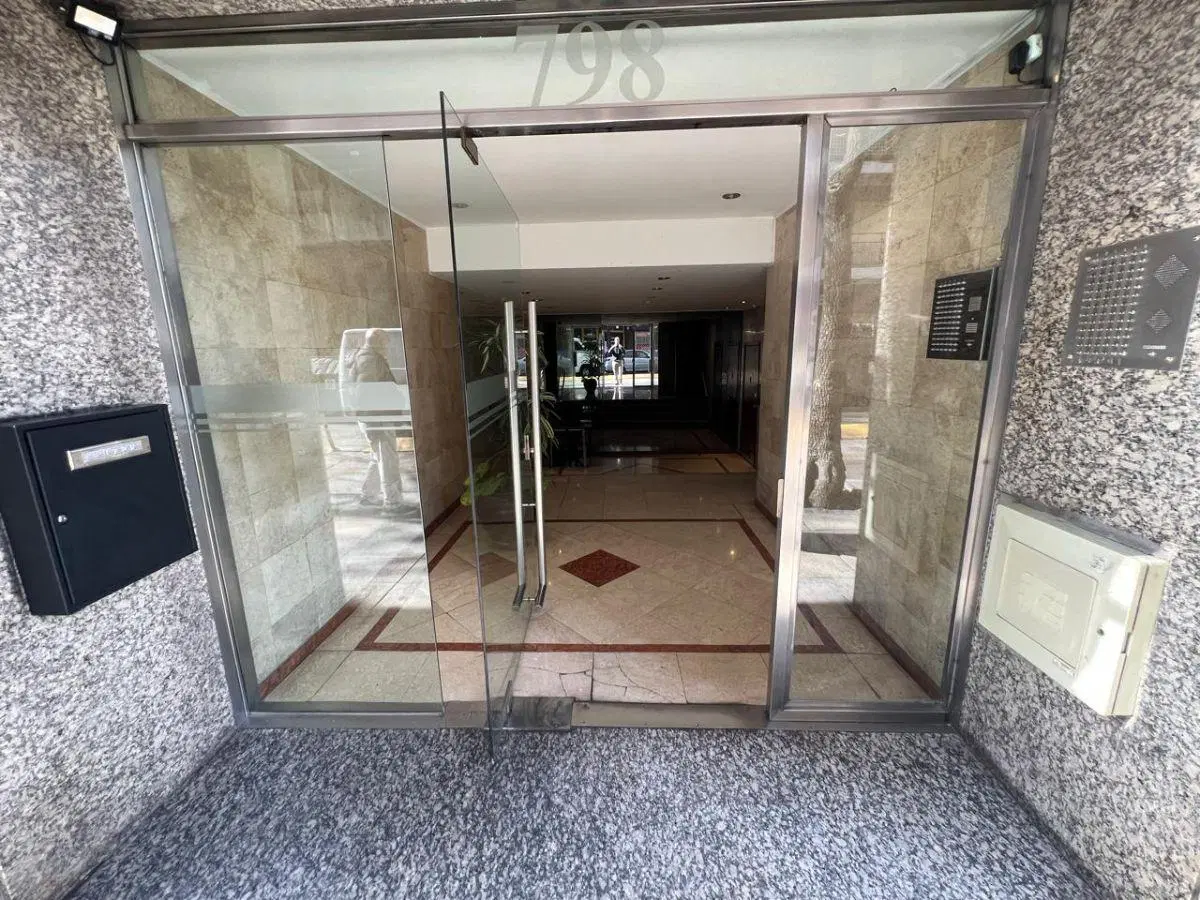 Departamento de 59 m² con 2 habitaciones y 2 Baños en Venta · Monserrat 3