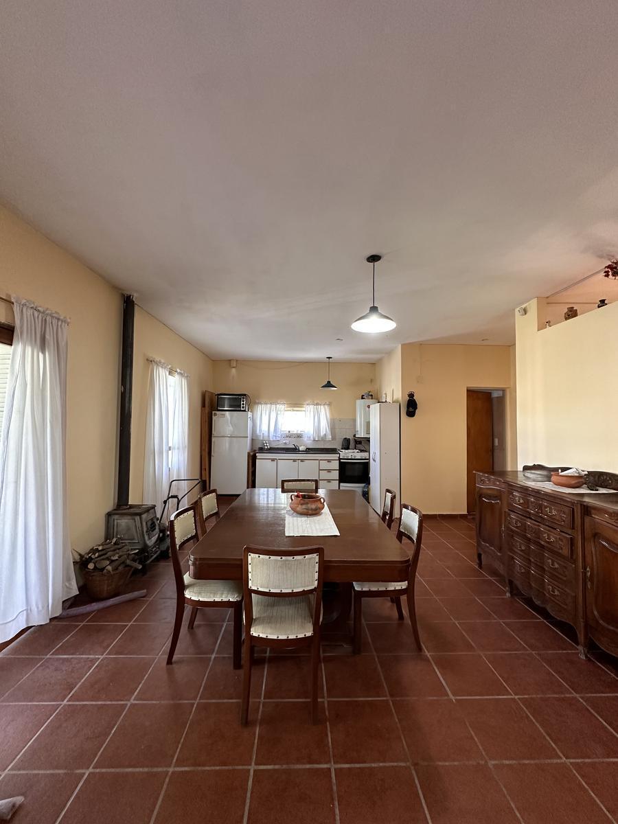 Foto de EXCLUSIVA CASA EN COSQUÍN EN VENTA, imagen 4