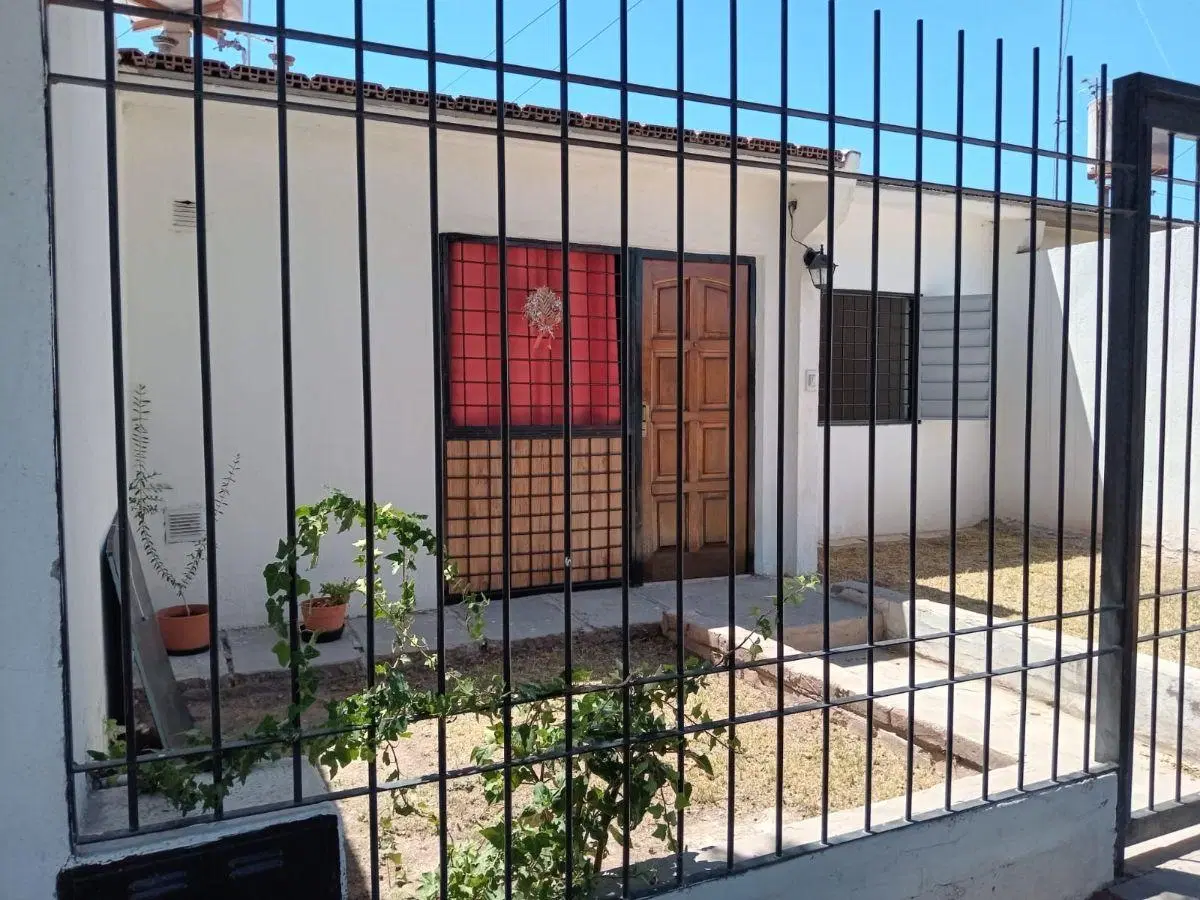 CASA 3 DORMITORIOS 2