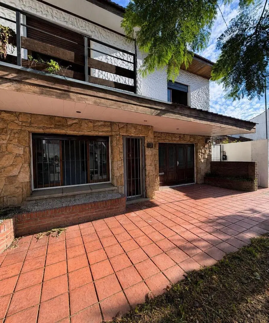 PH EN VENTA 5 AMB CON COCHERA Y PATIO EN PARQUE LURO 3