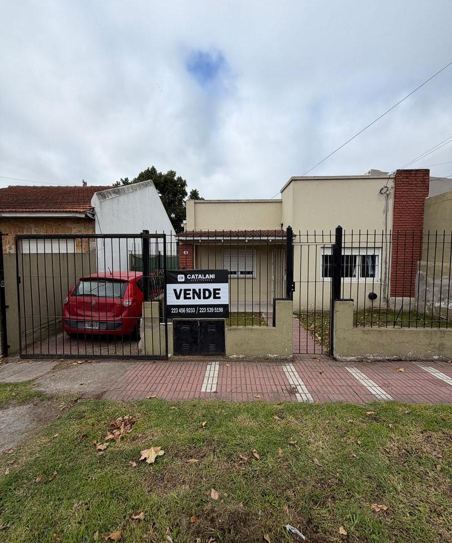 PH EN VENTA CON 3 AMB CON ENTRADA DE AUTO, JARDIN Y PATIO
