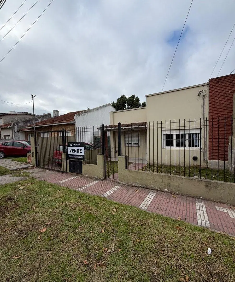 PH EN VENTA CON 3 AMB CON ENTRADA DE AUTO, JARDIN Y PATIO 2