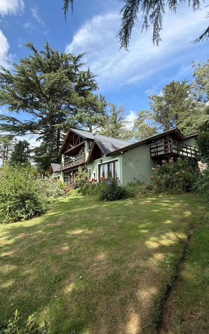 CASA EN VENTA 6 AMBIENTES RETASADA CON GARAGE, QUINCHO Y PILETA EN LO MEJOR DE SIERRA DE LOS PADRES 5