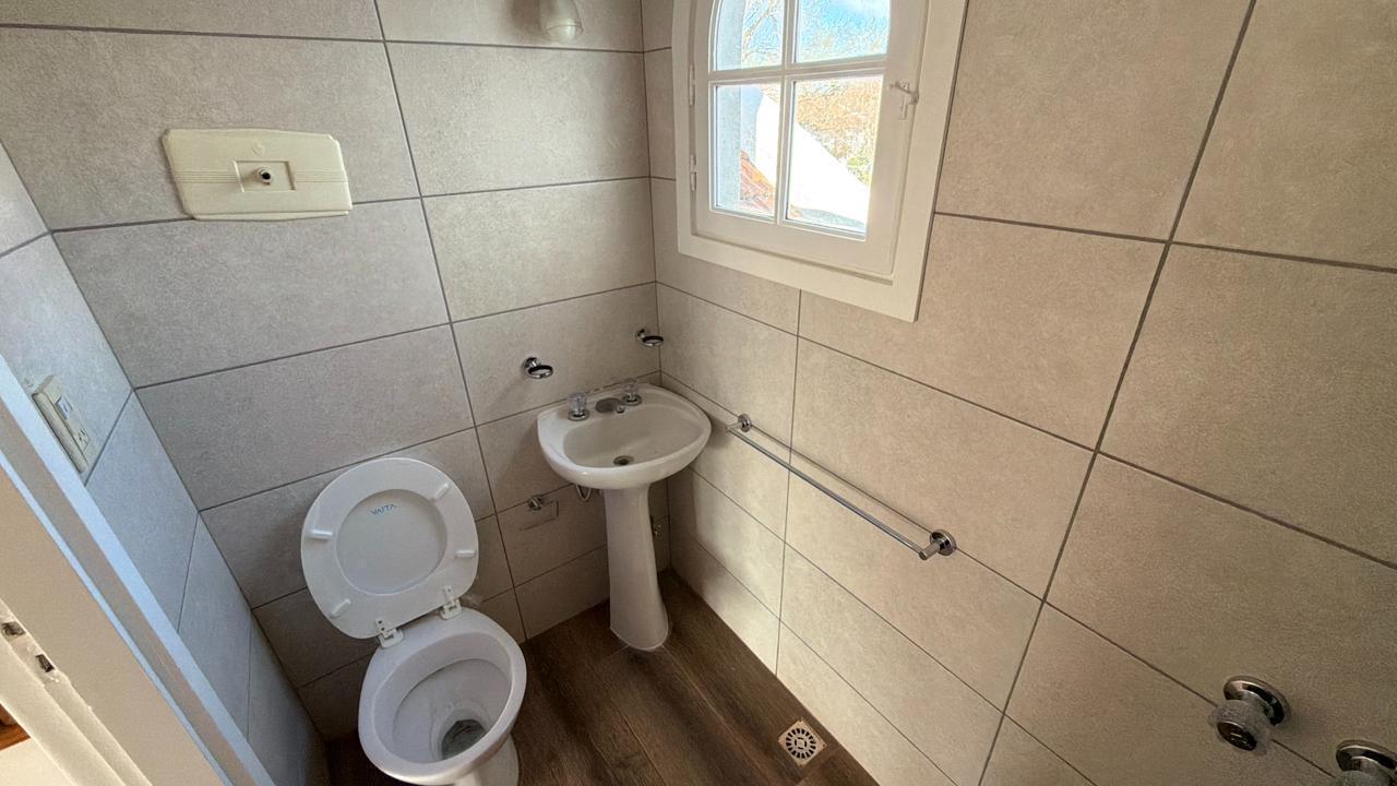 Foto de CASA 4 AMB CON GARAGE EN VENTA EN LO MEJOR DE COLINA DE PERALTA RAMOS, imagen 1