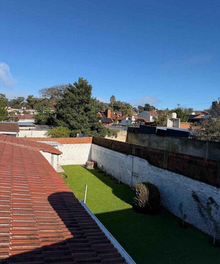 Foto de CASA EN VENTA 3 AMBIENTES CON GARAGE MAS DEPTO DE 2 AMBIENTES Y ESPACIO, imagen 4