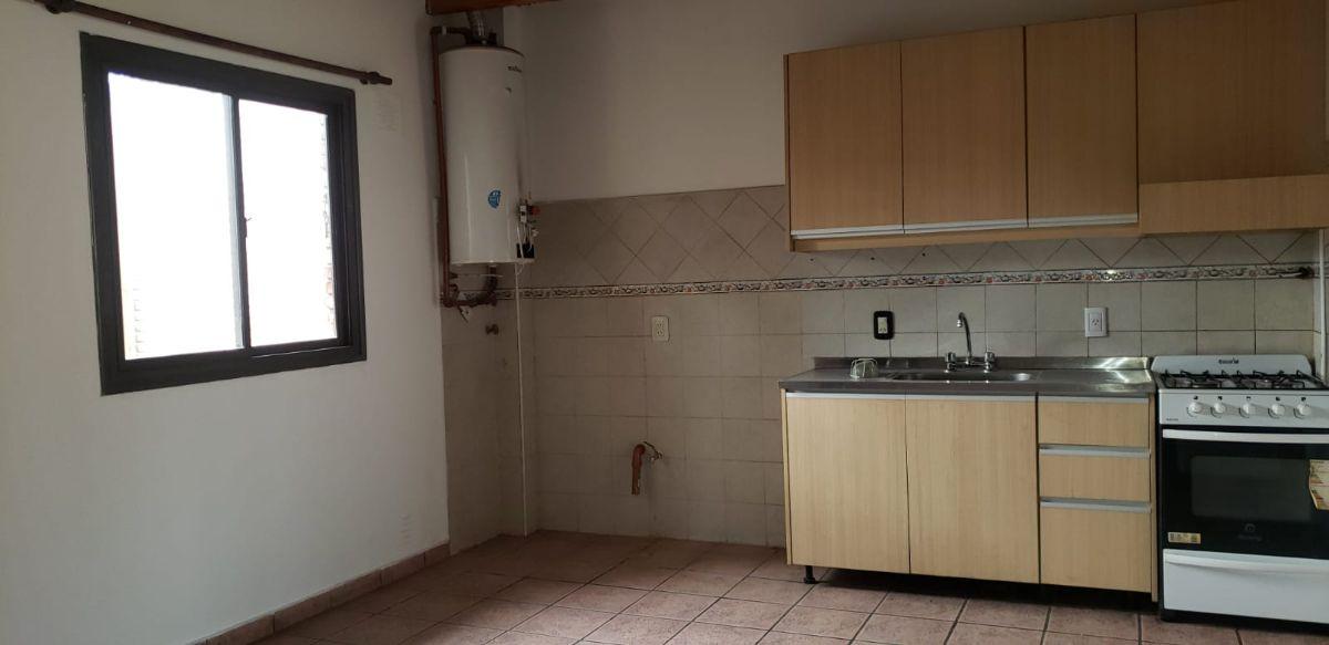 Foto de Semorile 2725, imagen 2