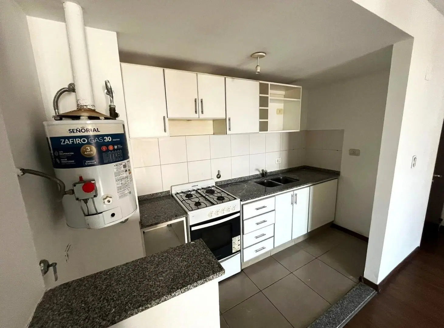 Departamento en Echesortu en alquiler 4