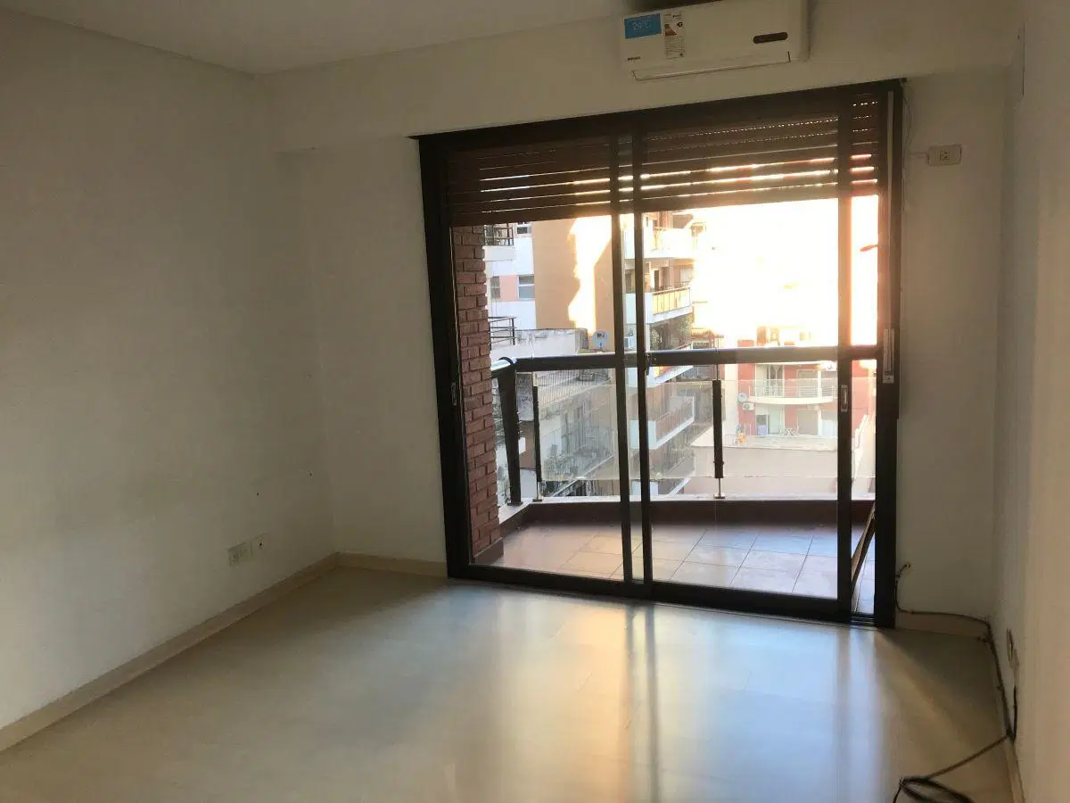 Departamento de 2 Ambientes de 78 m² en venta en Belgrano Chico 3
