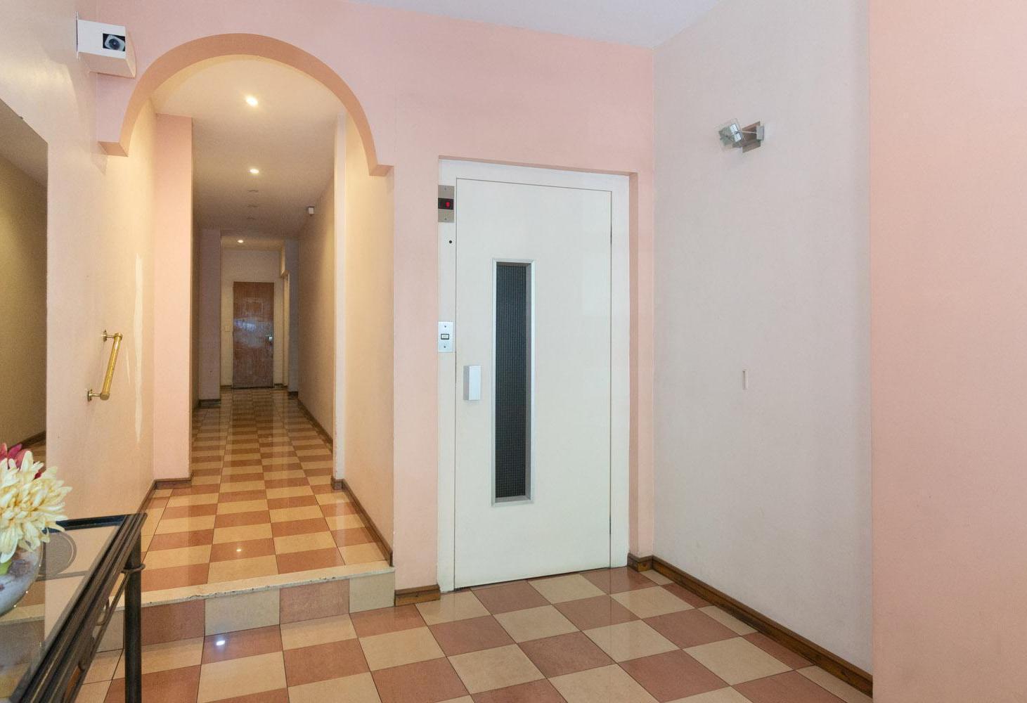 Foto de Departamento de 2 ambientes en venta, imagen 3