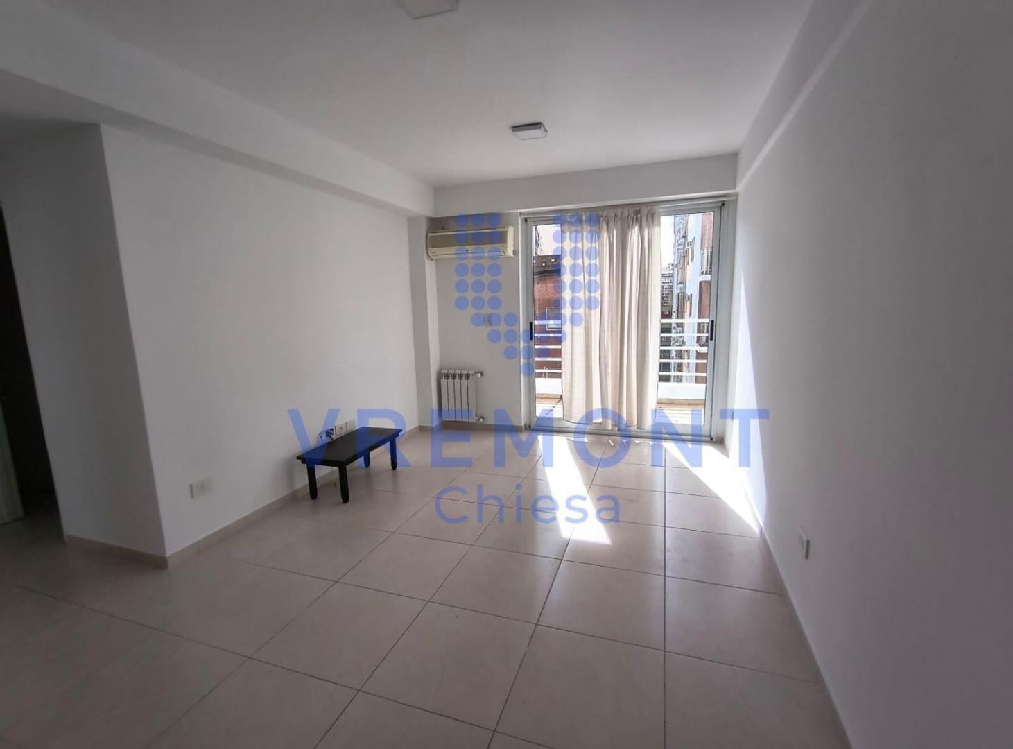 Foto de Departamento 3 ambientes en venta con cochera en Flores, imagen 2