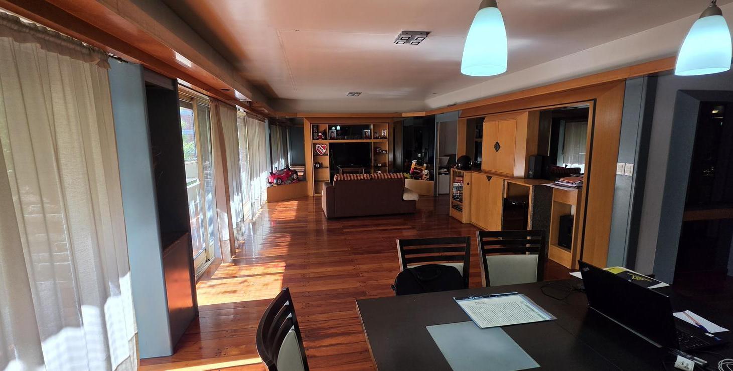 Hermoso departamento 5 ambientes mas dependencia