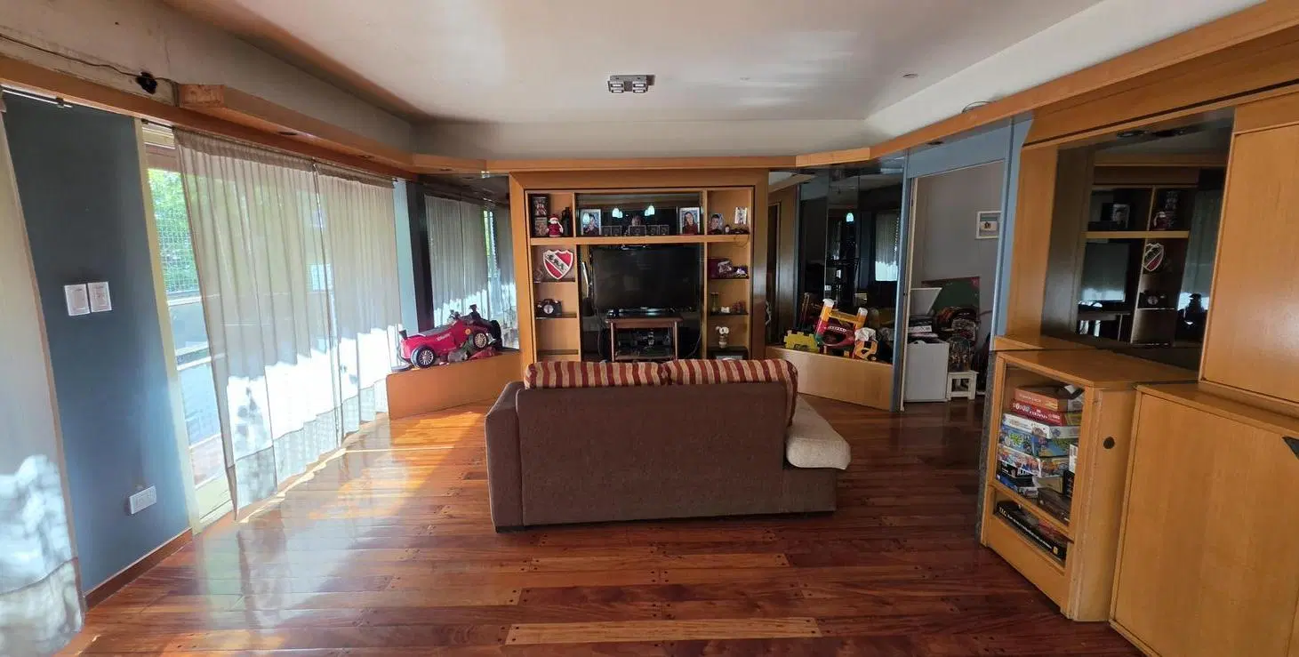 Hermoso departamento 5 ambientes mas dependencia 5