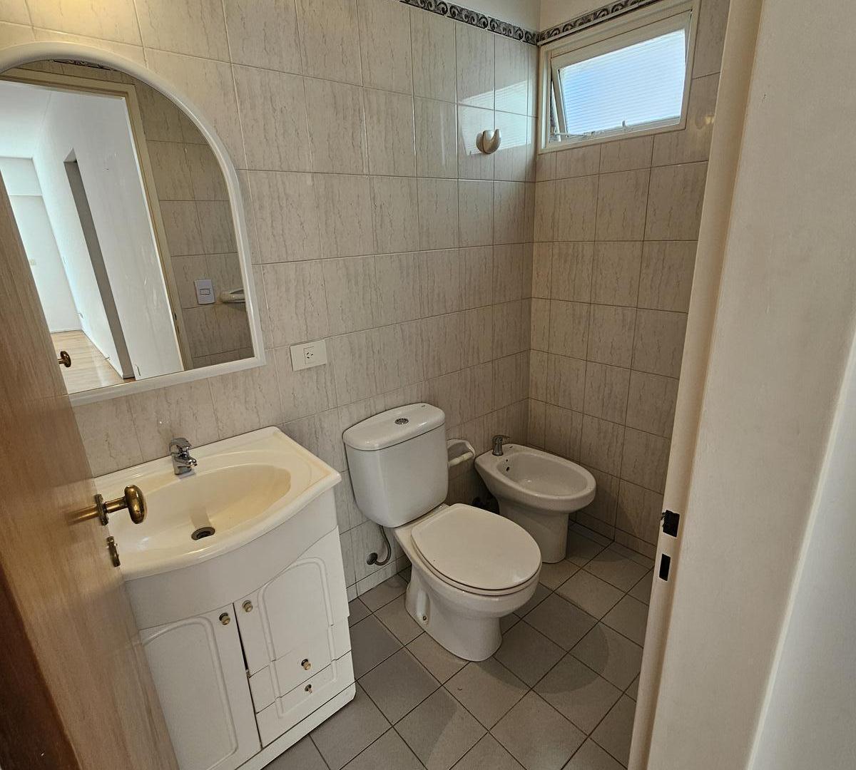 Foto de ALQUILER Hermoso departamento 3 ambientes - Caballito, imagen 3