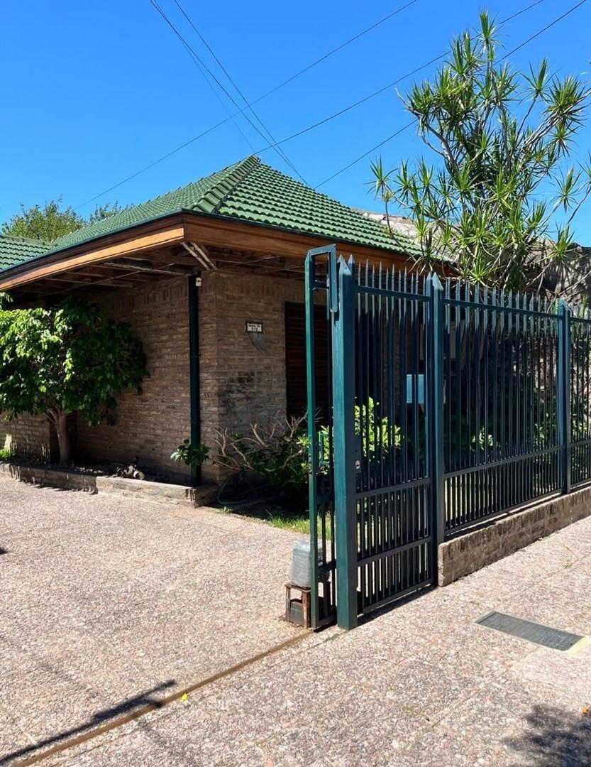 Casa Chalet en Venta en Bernal Oeste, Bernal, Quilmes