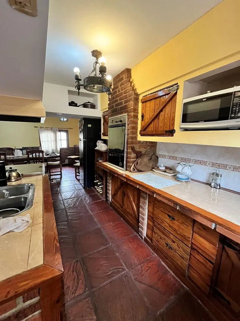 Casa Chalet en Venta en Bernal Oeste, Bernal, Quilmes 2