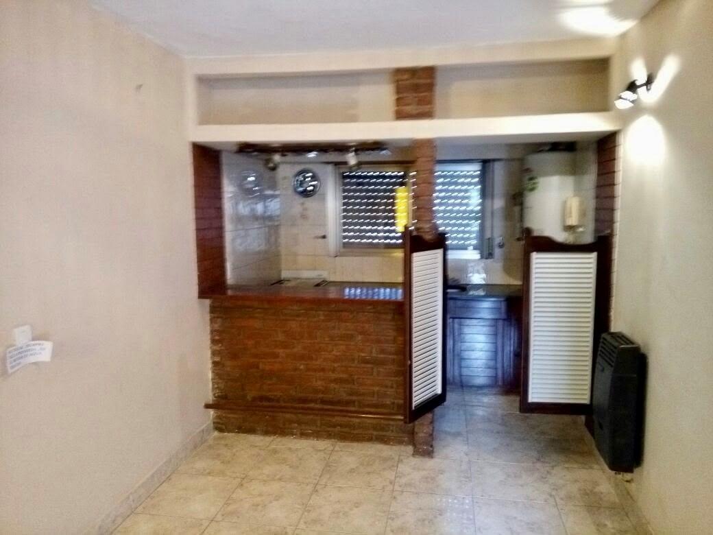 Foto de Departamento PH en Alquiler en Bernal Oeste, Bernal, Quilmes, imagen 1