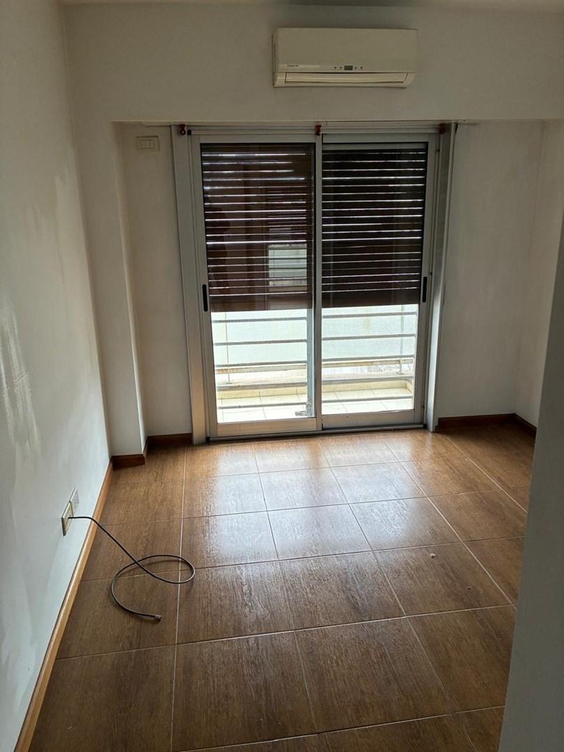 Foto de Departamento Semipiso en Alquiler en Quilmes, G.B.A. Zona Sur, Argentina, imagen 4