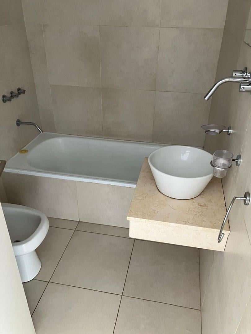 Foto de Departamento en Venta en Quilmes, G.B.A. Zona Sur, Argentina, imagen 4
