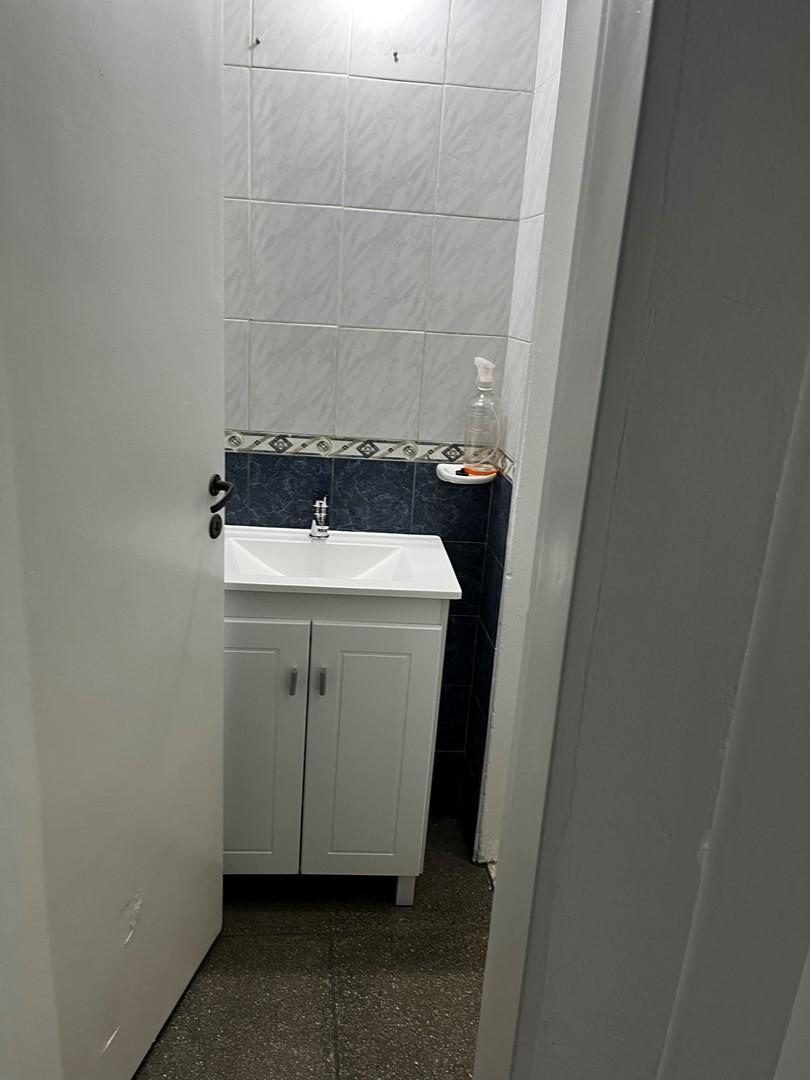Foto de Departamento en Alquiler en Ezpeleta Oste, Quilmes, G.B.A. Zona Sur, imagen 4