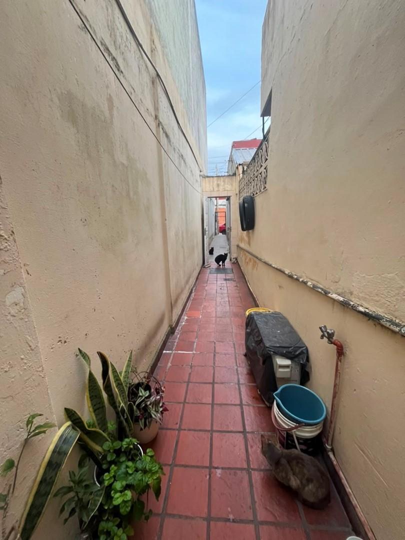 Foto de Casa Chalet en Venta en Bernal, Quilmes, G.B.A. Zona Sur, imagen 3